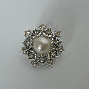 Brooch Sarah Coventry Vintage Small Pin, Faux Pearl and Clear Rhinestone